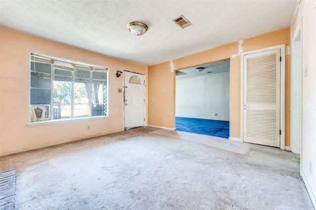 2324 Brockbank Drive, Irving, TX 75062