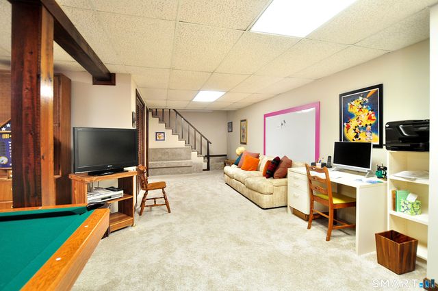 15 Winhart Drive, Granby, CT 06035