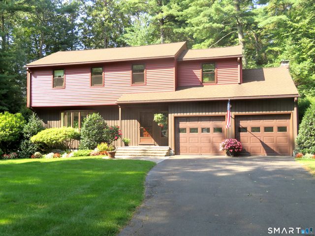 15 Winhart Drive, Granby, CT 06035