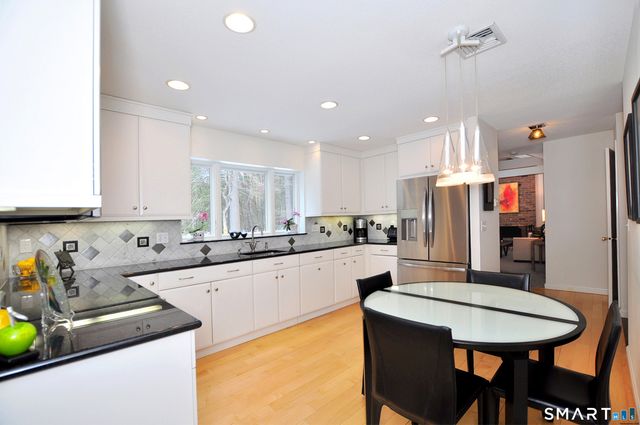 15 Winhart Drive, Granby, CT 06035