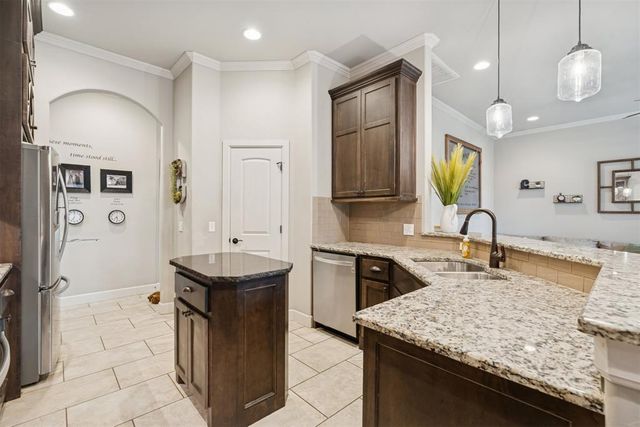 19104 N Rush Springs Lane, Edmond, OK 73012