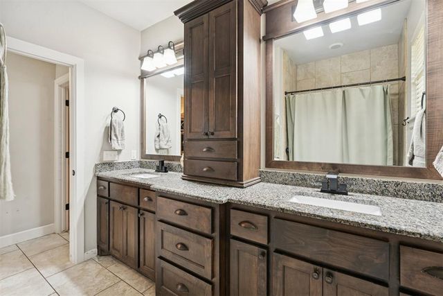 19104 N Rush Springs Lane, Edmond, OK 73012