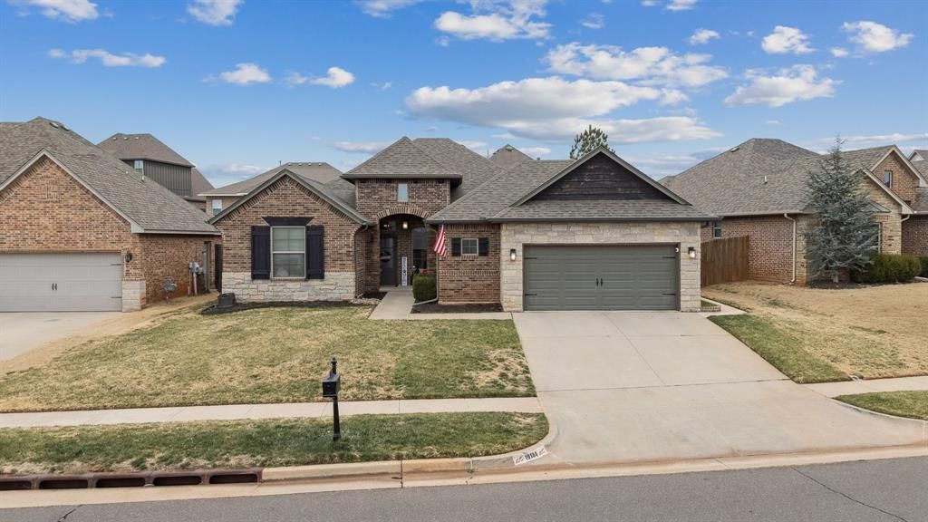 19104 N Rush Springs Lane, Edmond, OK 73012
