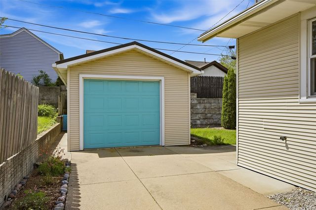 813 18th Street SE, Cedar Rapids, IA 52403