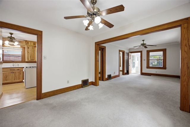 813 18th Street SE, Cedar Rapids, IA 52403