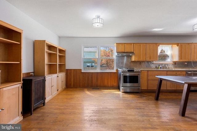 31 CARLSON WAY, Downingtown, PA 19335