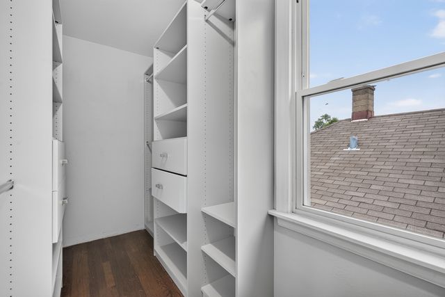 1147 Wesley Avenue, Oak Park, IL 60304