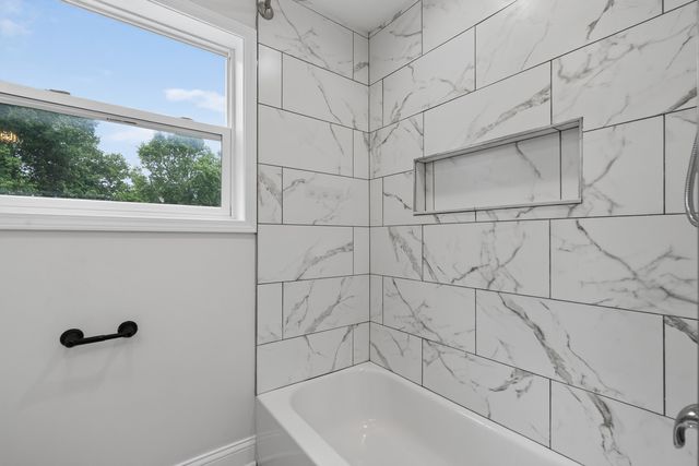 1147 Wesley Avenue, Oak Park, IL 60304