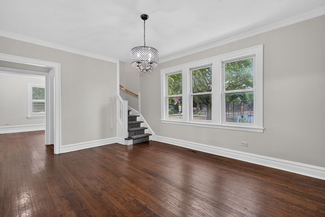 1147 Wesley Avenue, Oak Park, IL 60304