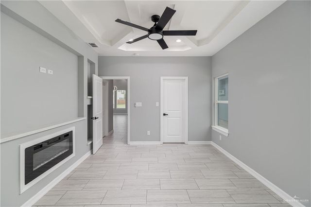 611 Tower Oak Drive, Alamo, TX 78516