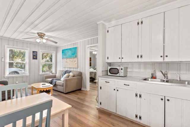 403 38th Ave. S, North Myrtle Beach, SC 29582