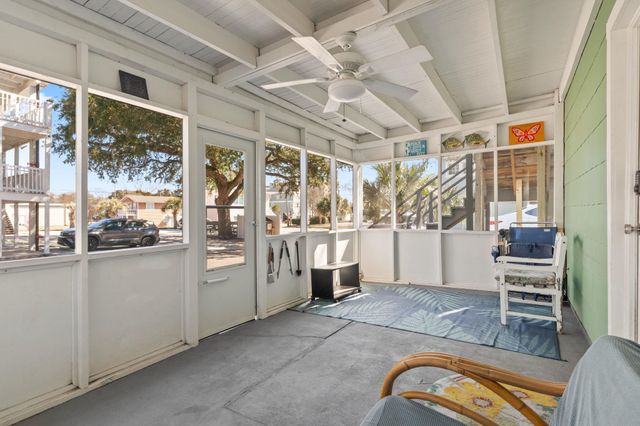 403 38th Ave. S, North Myrtle Beach, SC 29582