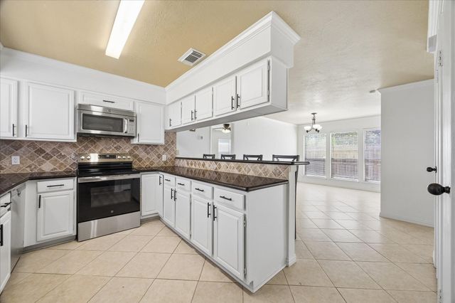 15714 Pipers View Drive, Houston, TX 77598