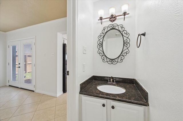 15714 Pipers View Drive, Houston, TX 77598