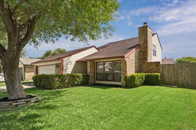 15714 Pipers View Drive, Houston, TX 77598