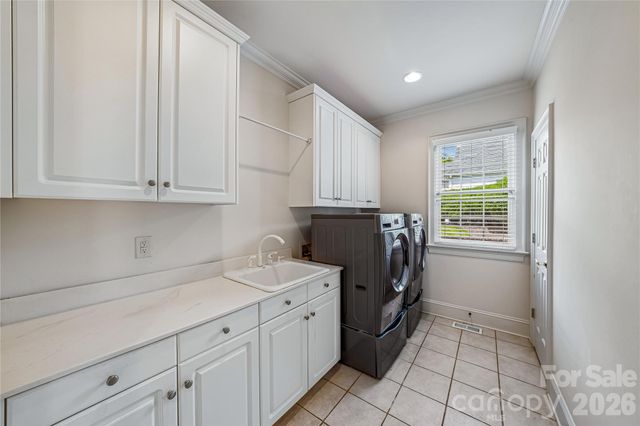 4305 Mourning Dove Drive, Matthews, NC 28104