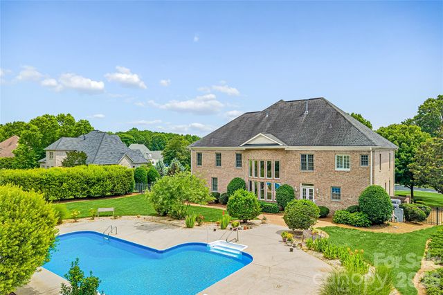 4305 Mourning Dove Drive, Matthews, NC 28104