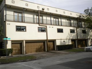 1342 Rutland Street 208, Houston, TX 77008