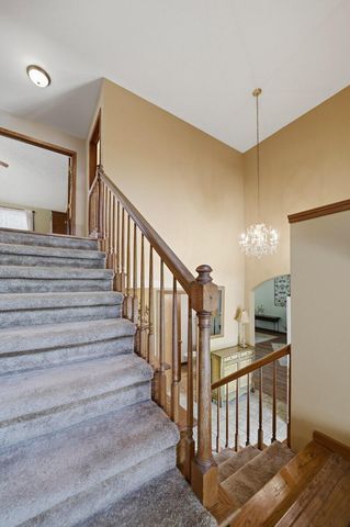 105 Andover Drive, Valparaiso, IN 46383