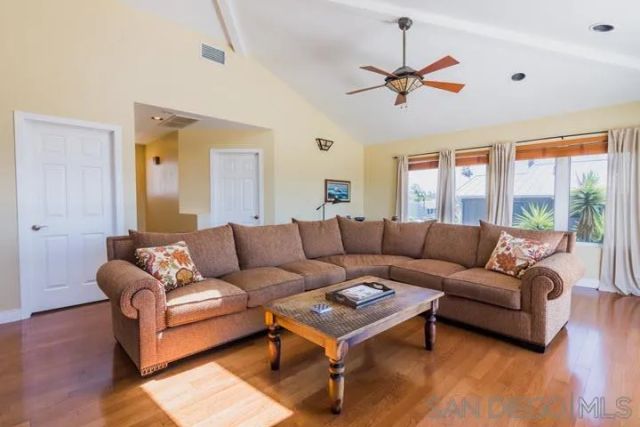 1566 Santa Barbara, San Diego, CA 92107