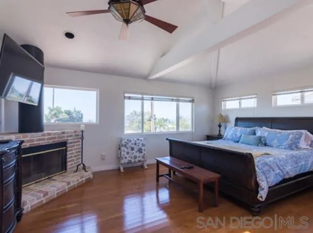 1566 Santa Barbara, San Diego, CA 92107