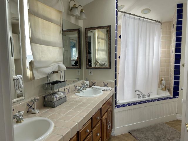 1566 Santa Barbara, San Diego, CA 92107