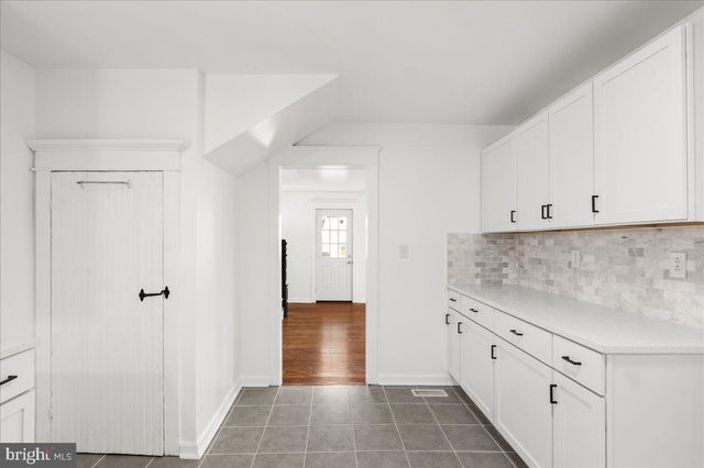 1025 S LOUDOUN ST, Winchester, VA 22601
