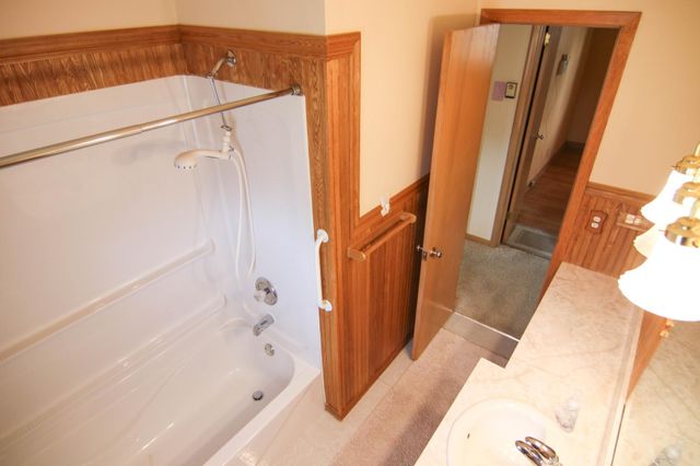 2313 55th Avenue N, Brooklyn Center, MN 55430