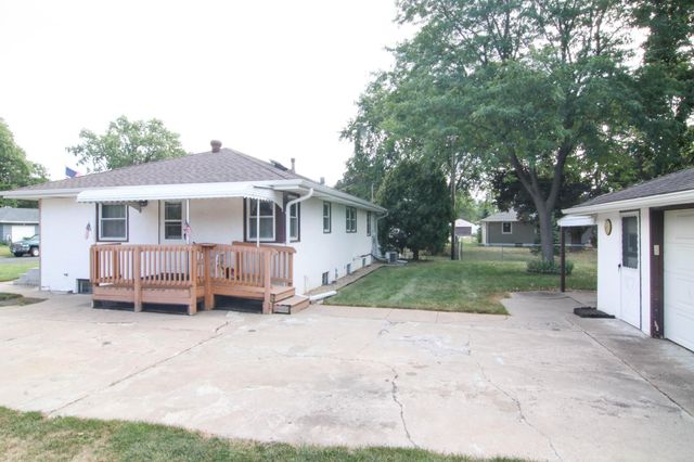 2313 55th Avenue N, Brooklyn Center, MN 55430