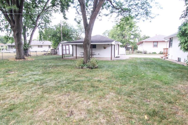 2313 55th Avenue N, Brooklyn Center, MN 55430