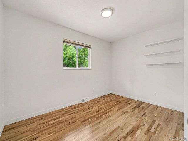 930 Hemlock Way, Broomfield, CO 80020