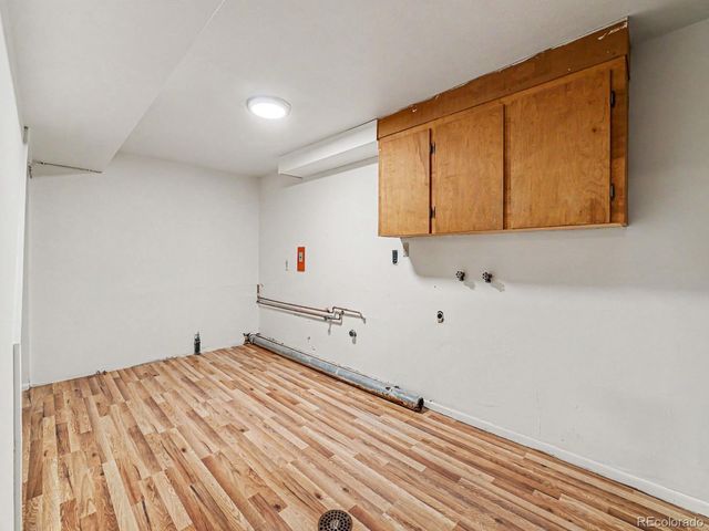 930 Hemlock Way, Broomfield, CO 80020