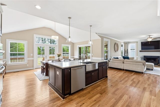 5 Camarillo Court, Pelzer, SC 29669