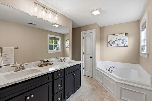 5 Camarillo Court, Pelzer, SC 29669