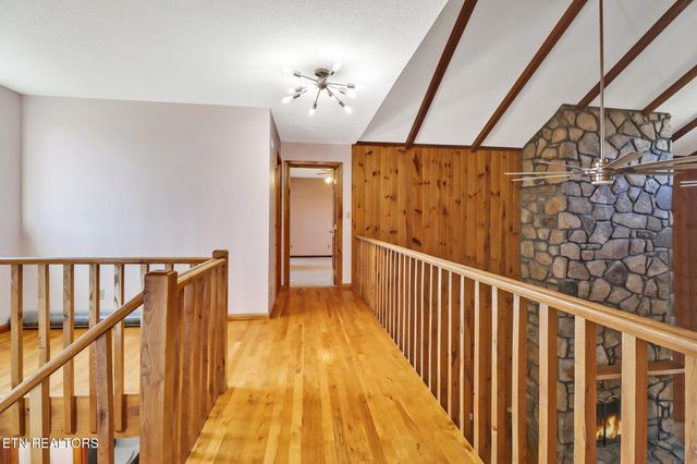 815 York Rd, Crossville, TN 38555