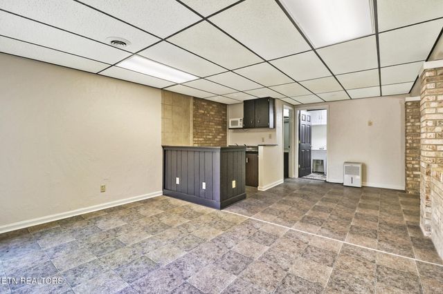 815 York Rd, Crossville, TN 38555