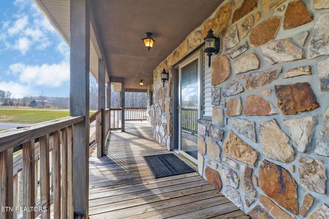 815 York Rd, Crossville, TN 38555