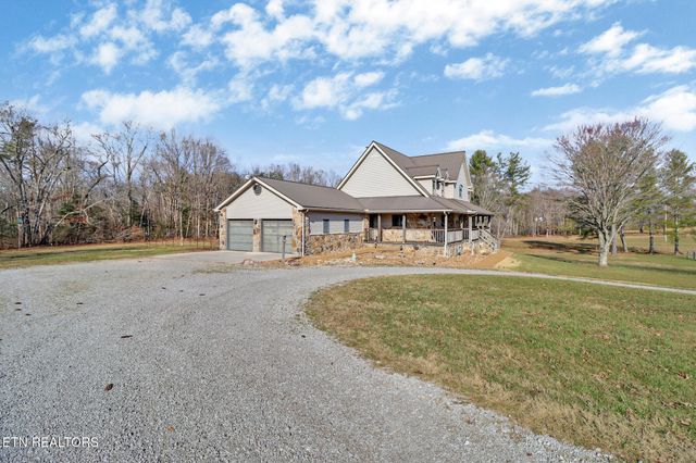 815 York Rd, Crossville, TN 38555