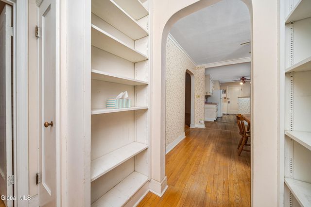 8 Providence Street, Guilderland, NY 12203