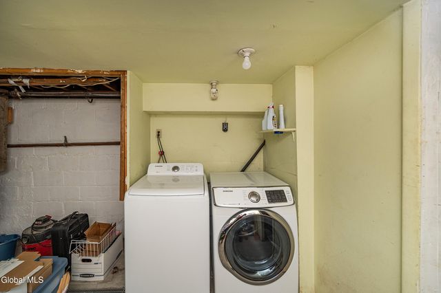 8 Providence Street, Guilderland, NY 12203