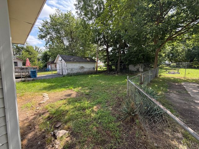 616 Lay Boulevard, Kalamazoo, MI 49001