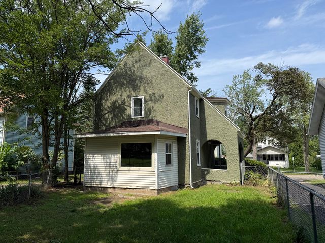 616 Lay Boulevard, Kalamazoo, MI 49001