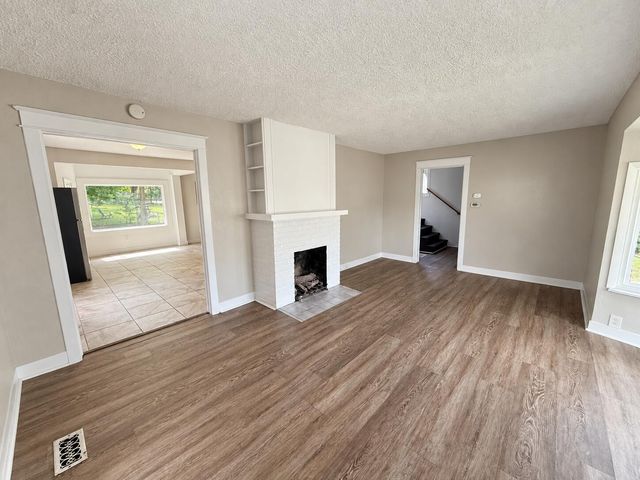 616 Lay Boulevard, Kalamazoo, MI 49001