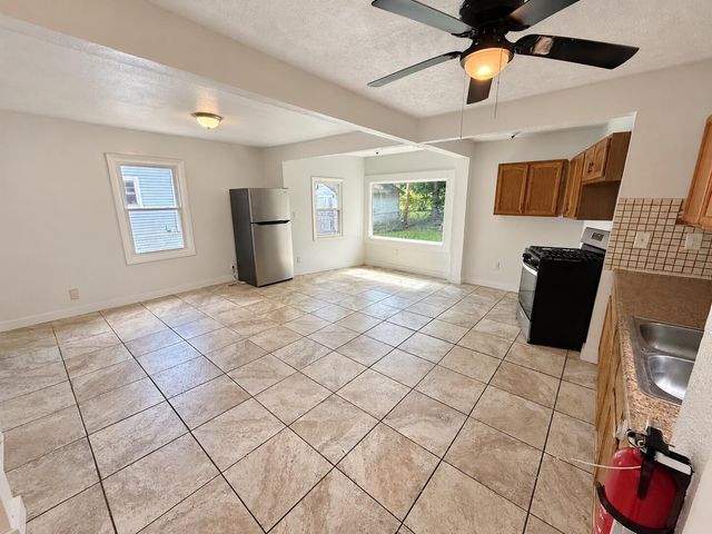 616 Lay Boulevard, Kalamazoo, MI 49001