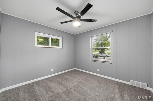 8605 Mayflower Court, University City, MO 63132