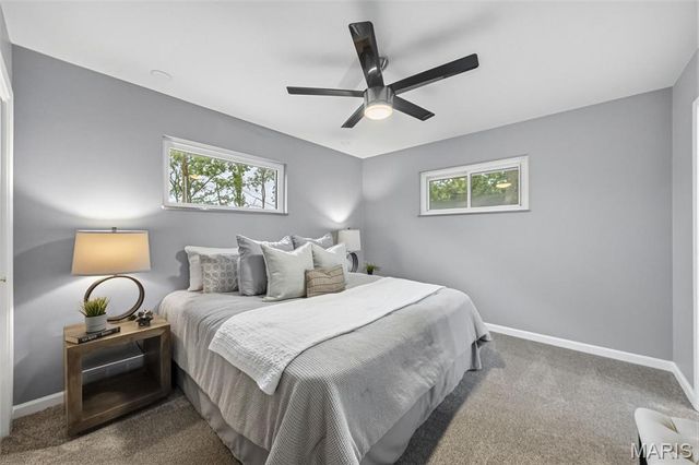 8605 Mayflower Court, University City, MO 63132