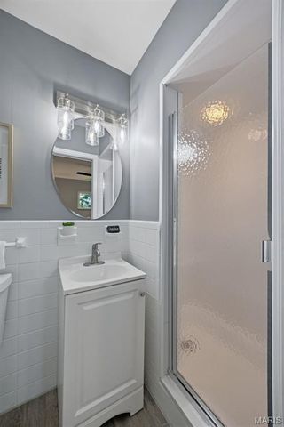 8605 Mayflower Court, University City, MO 63132