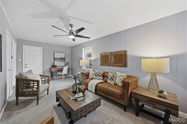 8605 Mayflower Court, University City, MO 63132