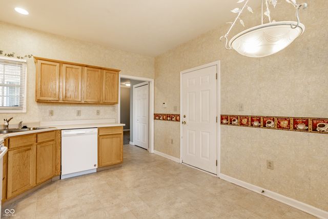 995 Kirkpatrick Place H, Greenfield, IN 46140