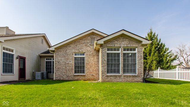 995 Kirkpatrick Place H, Greenfield, IN 46140